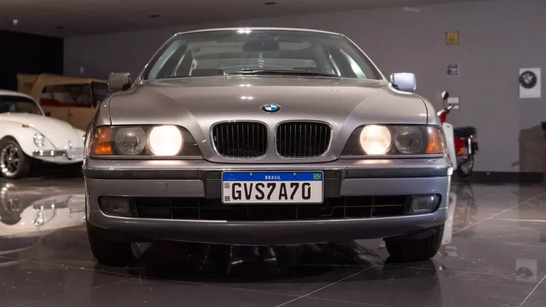 BMW 528i - 008