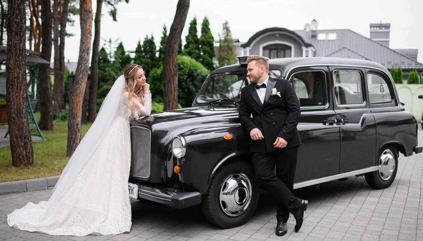 carros-antigos-para-casamento-10-classicos-que-tornam-o-grande-dia-inesquecivel